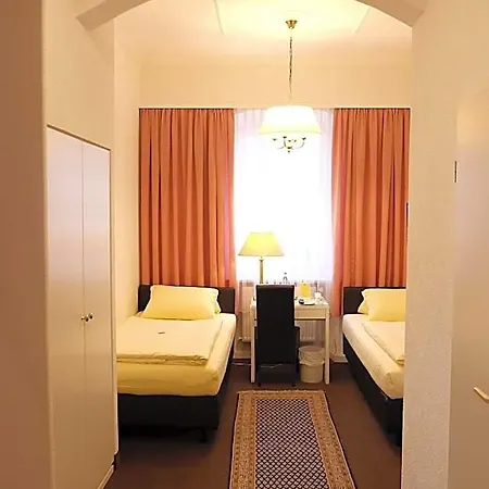 Adler Hotel 3*